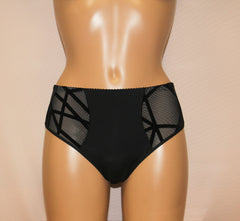 Women's Black color geometric pattern Panties (153-2091)