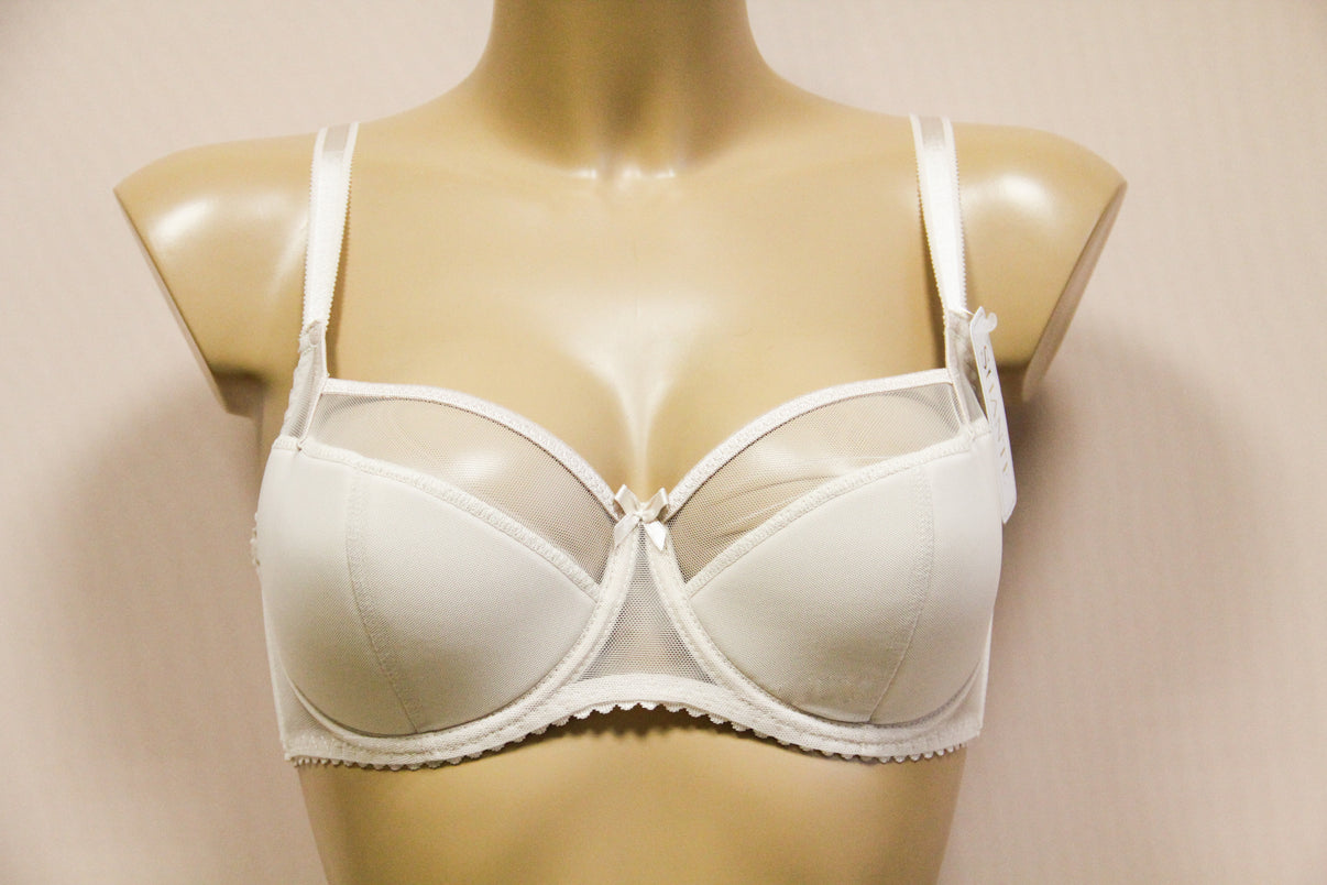 Light beige half padded bra with underwire.