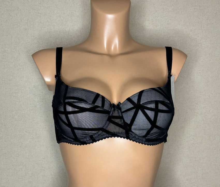 Women's padded Bra in Black color (5164-1190)