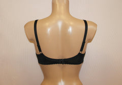 Women's Half padded Black color Bra, size 75C (64830-0201)
