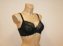 Black color soft cup bra (8950-2994)
