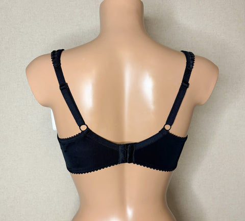 Women's Black color Soft cup Bra with cup's side support (5860-1410)