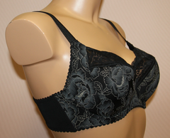 Women's Half padded Bra in Black color with floral pattern, size 75C (2660-3120)