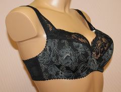 Women's Black color floral pattern Half padded Bra, size 75C (8365-3120)